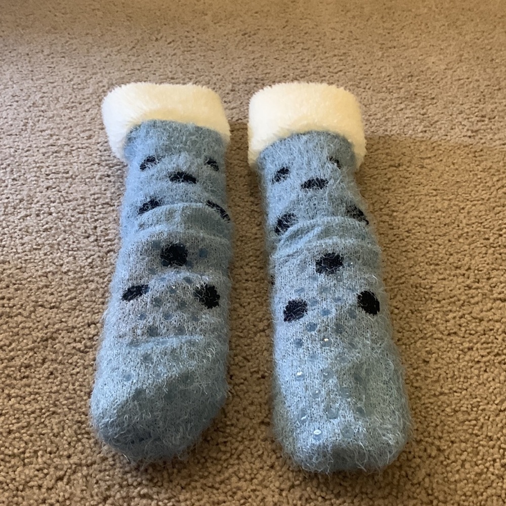 Plush Blue Polka Dot Cat Face Slipper Socks with Cream Cuff - Picture 2 of 2